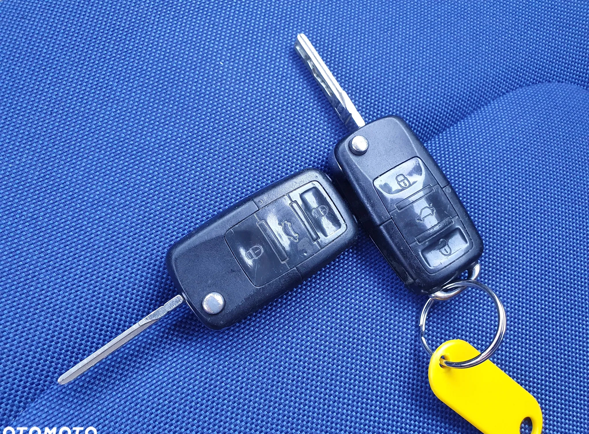 Volkswagen New Beetle cena 9900 przebieg: 150000, rok produkcji 2001 z Chocianów małe 172